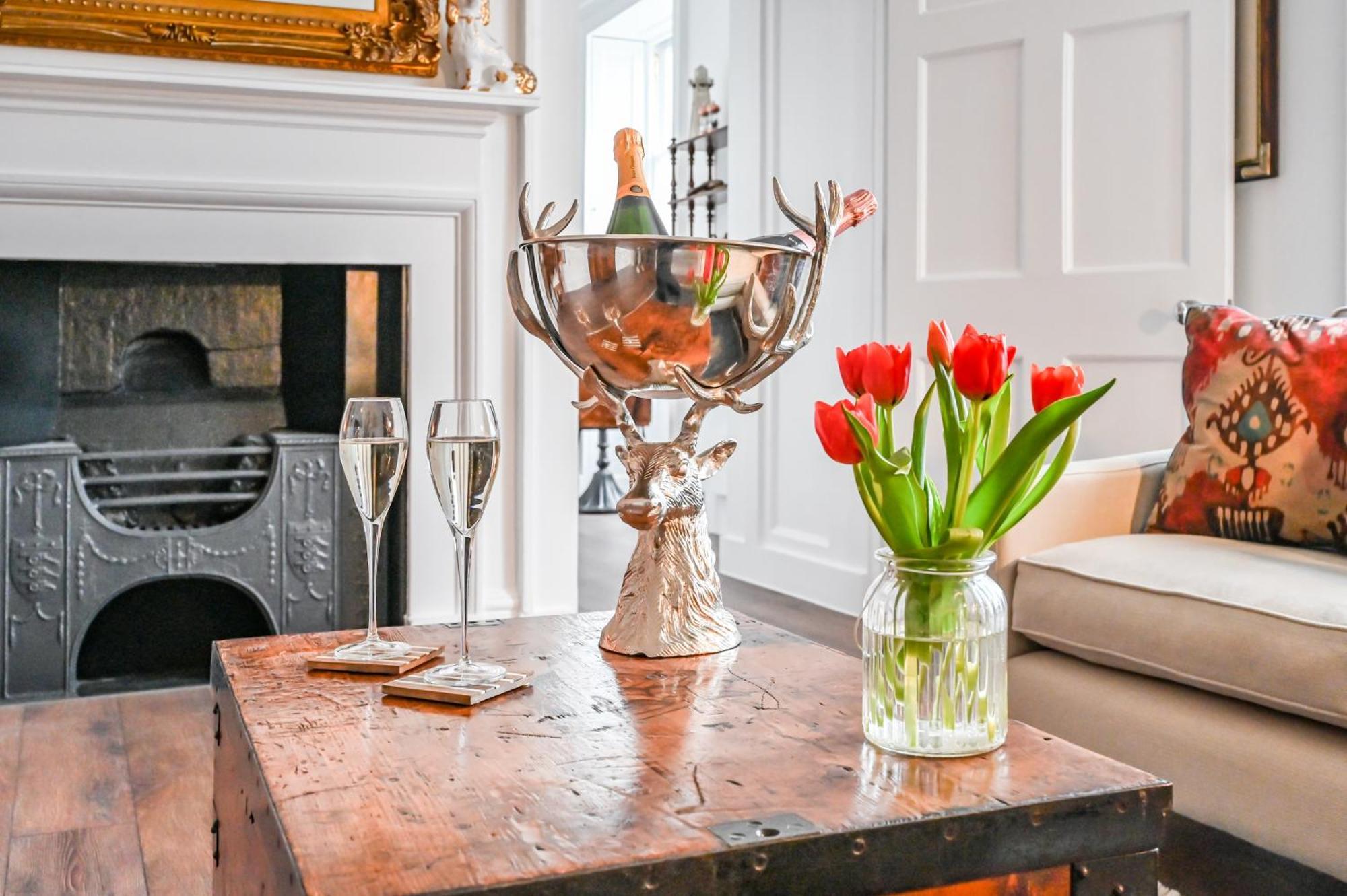 9 Admiralty House Stunning Luxury Apartment With Free Parking Plymouth Kültér fotó