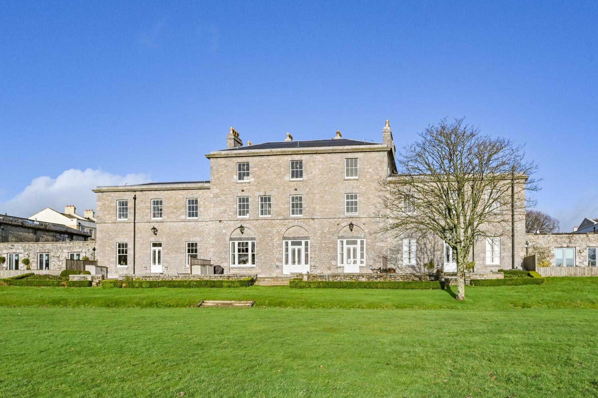 9 Admiralty House Stunning Luxury Apartment With Free Parking Plymouth Kültér fotó
