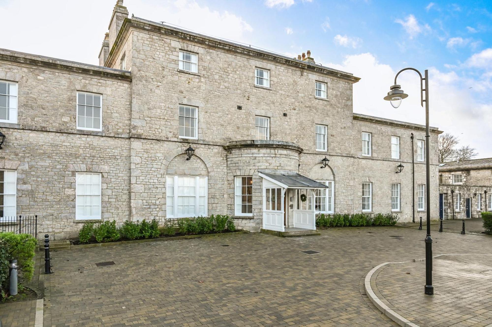 9 Admiralty House Stunning Luxury Apartment With Free Parking Plymouth Kültér fotó