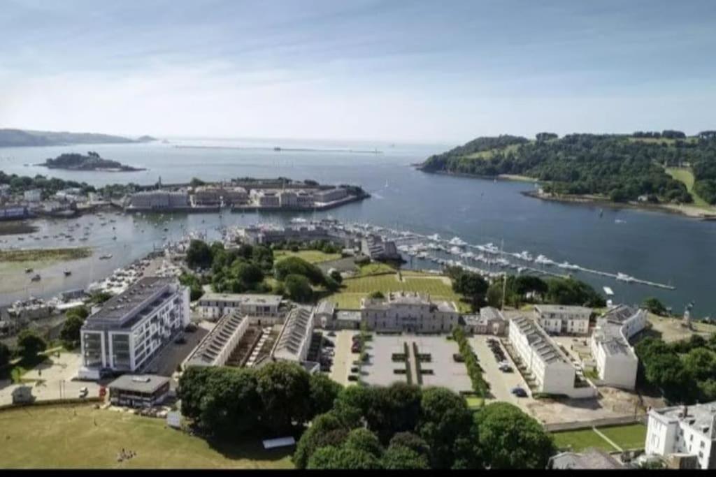 9 Admiralty House Stunning Luxury Apartment With Free Parking Plymouth Kültér fotó